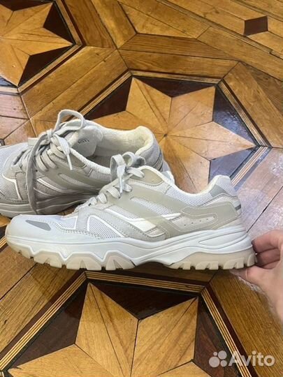 Кроссовки mango