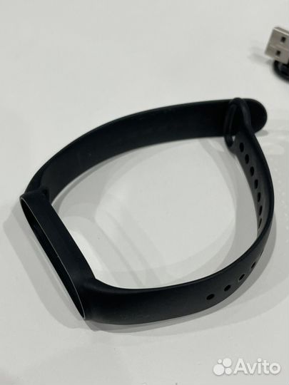 Браслет xiaomi mi band 5