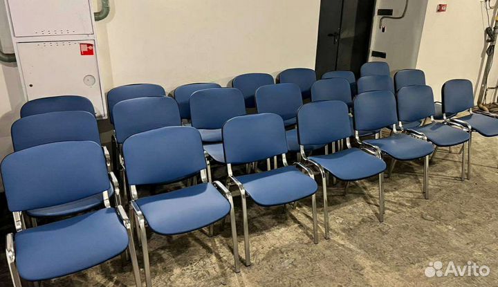 Офисные стулья