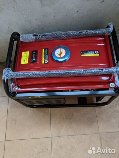 Бензиновый генератор