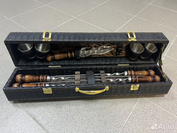 Набор шампуров в кейсе