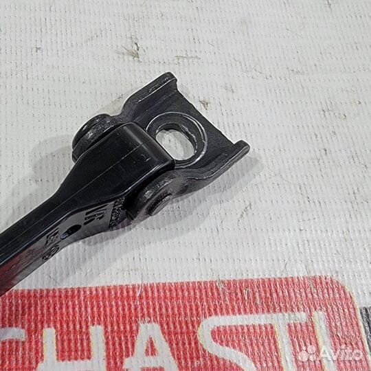 Ограничитель двери передний Volkswagen Tiguan MK2