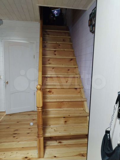 Дом 95 м² на участке 4 сот.