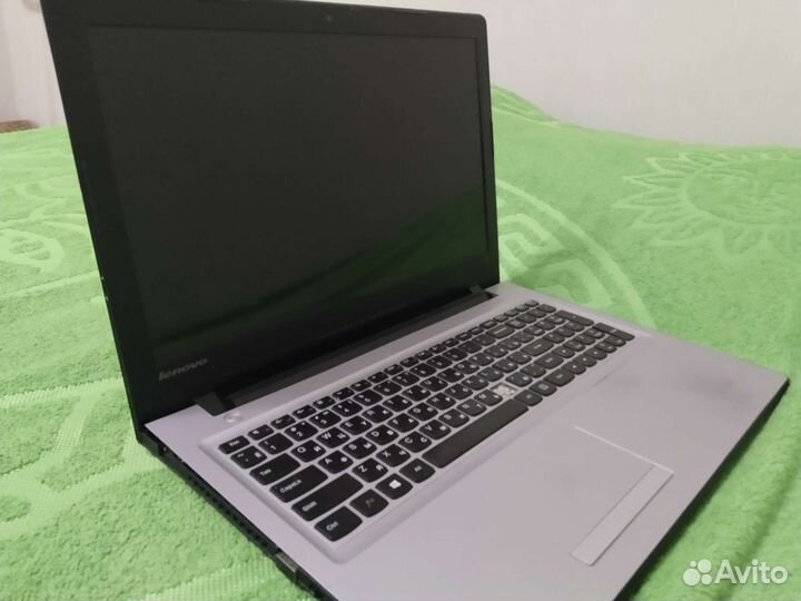 Ноутбук lenovo