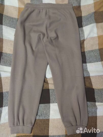 Спортивный костюм женский