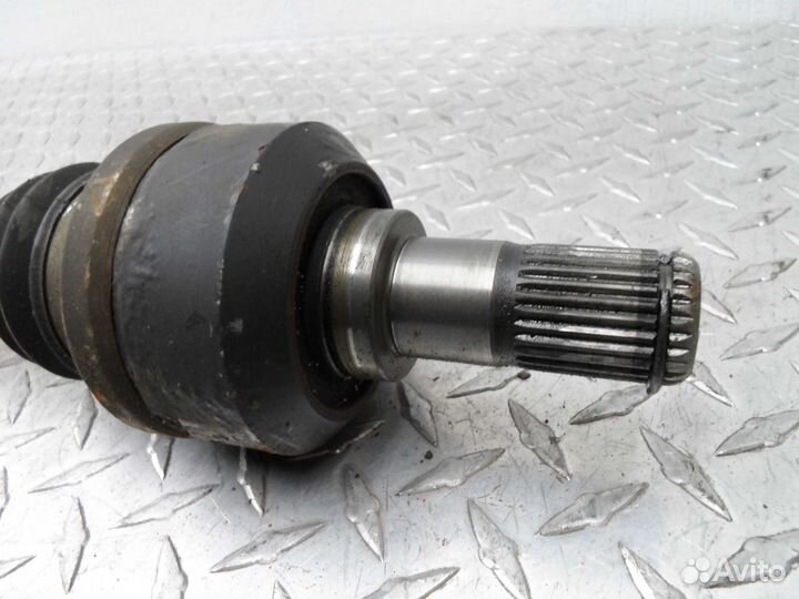 Полуось задняя левая Hyundai Santa Fe 2 CM