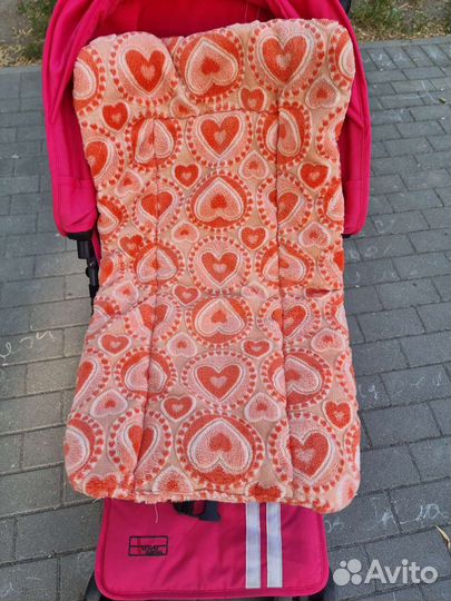 Прогулочная коляска с комплектом