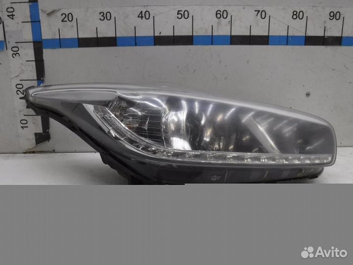 Фара правая Kia Ceed
