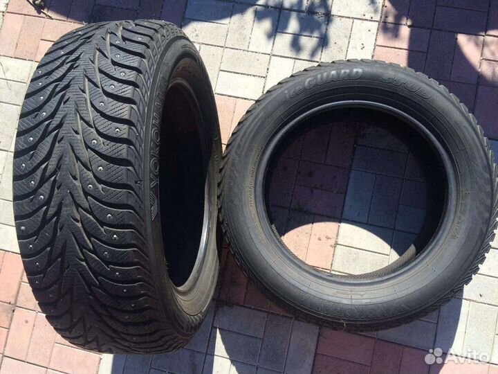 Yokohama IceGuard Stud IG65 215/60 R17 100T