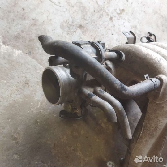 Впускной коллектор Kia Rio 2