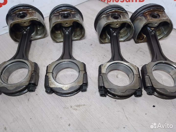 Поршень Renault K4M A490