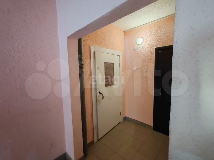 2-к. квартира, 50,7 м², 1/3 эт.