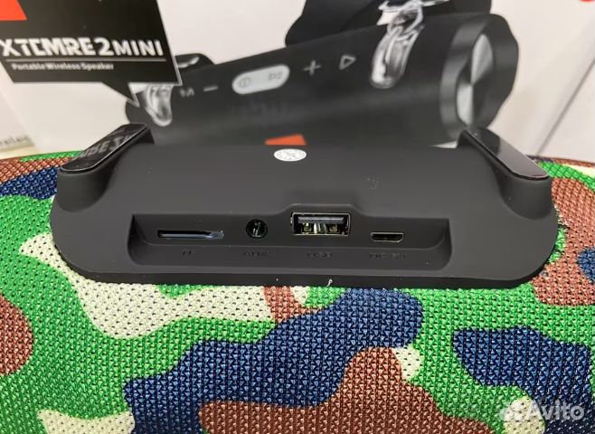 Беспроводная портативная колонка