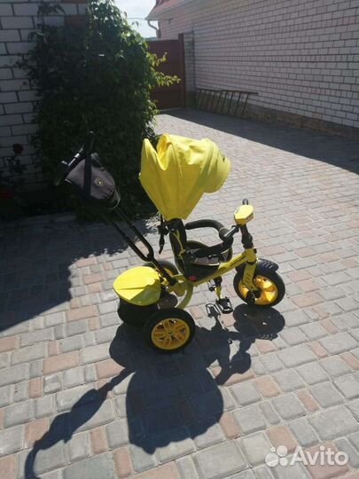 Детский велосипед с ручкой lamborghini