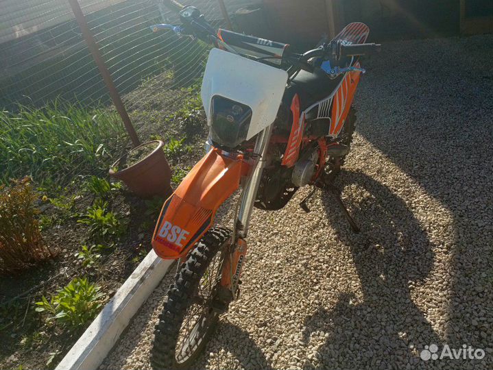 BSE MX 125