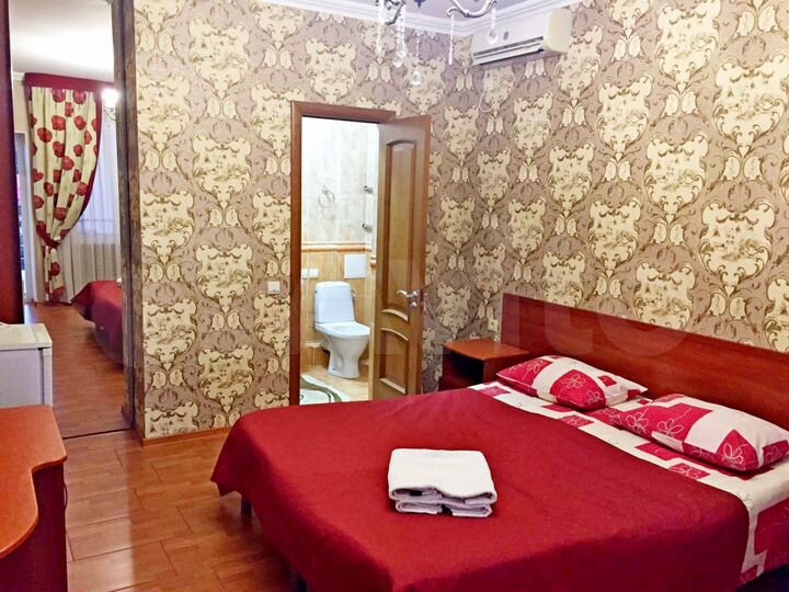 Комната 23 м² в 9-к., 2/3 эт.