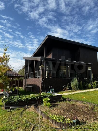 Дом 109,6 м² на участке 16,4 сот.