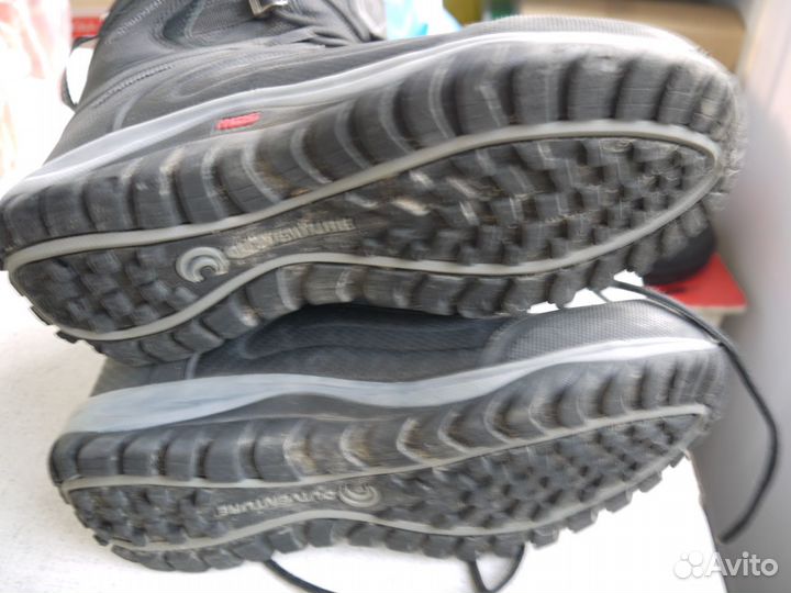 Ботинки трекинговые туристские