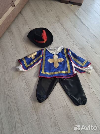 Новогодний костюм дартаньяна