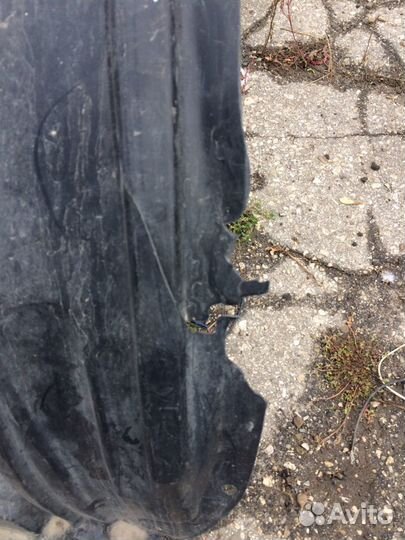 Подкрылок передний правый nissan juke F15