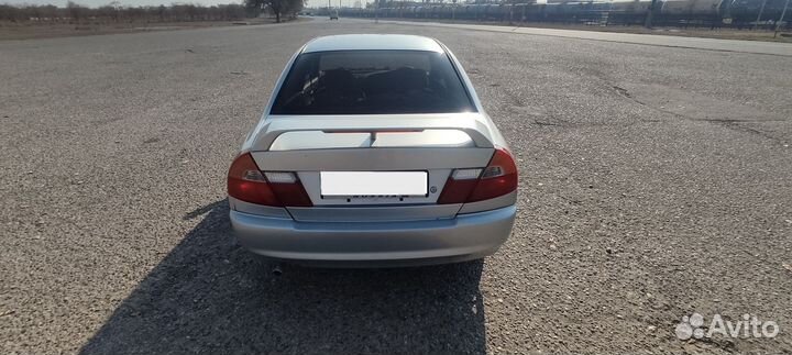 Mitsubishi Lancer 1.5 AT, 1998, битый, 270 000 км