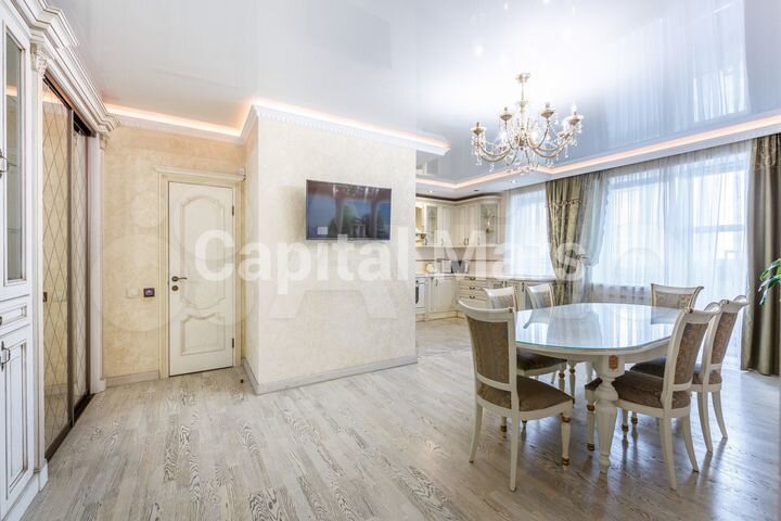 5-к. квартира, 132 м², 8/25 эт.