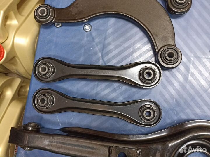 Рычаги задние комплект Ford C-Max (2003-2010г)