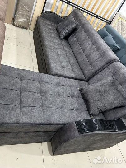 Угловой диван раскладной в наличии не б/у