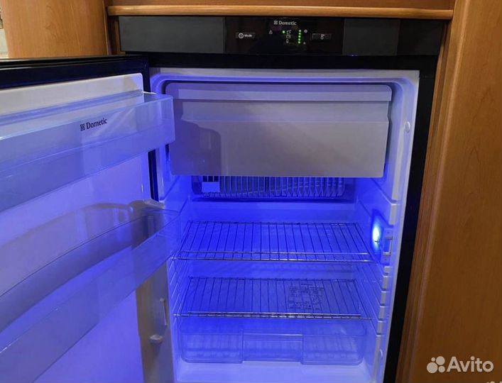 Прицеп-дача Lunar Clubman 475/2 CK, 2008