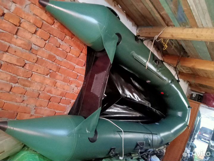 Лодка с мотором