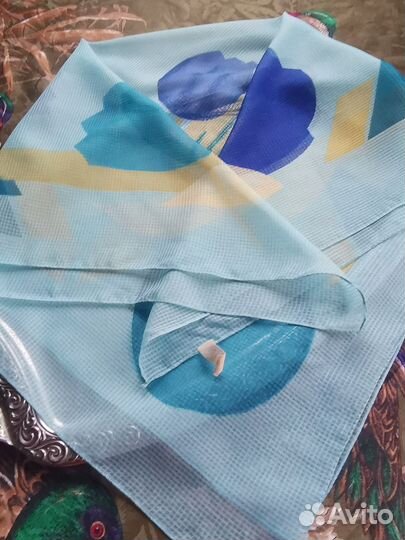 Тонкий нежный винтажный платок италия