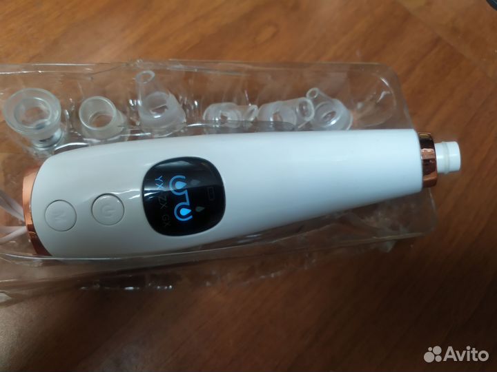 Вакуумный очиститель пор для лица