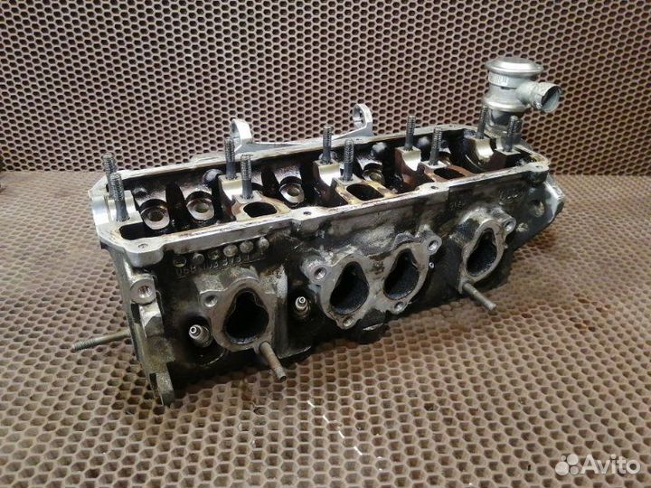 Головка блока цилиндров Volkswagen Golf 6 BSE 1.6