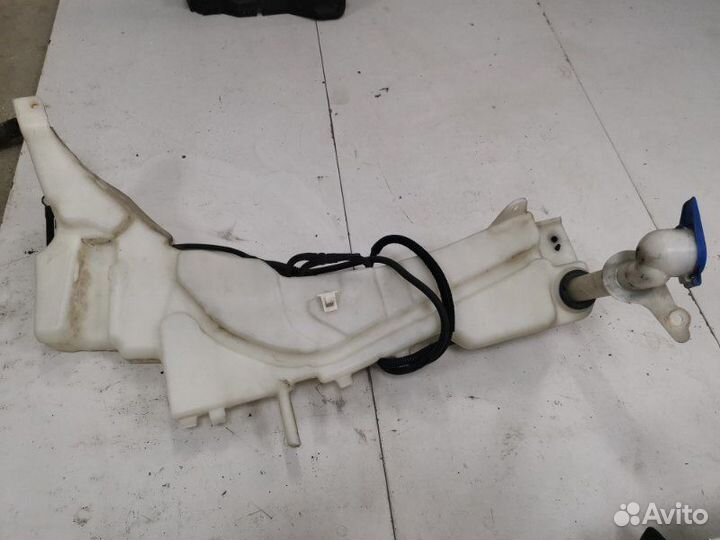 Бачок стеклоомывателя Ford C-Max универсал qqdb