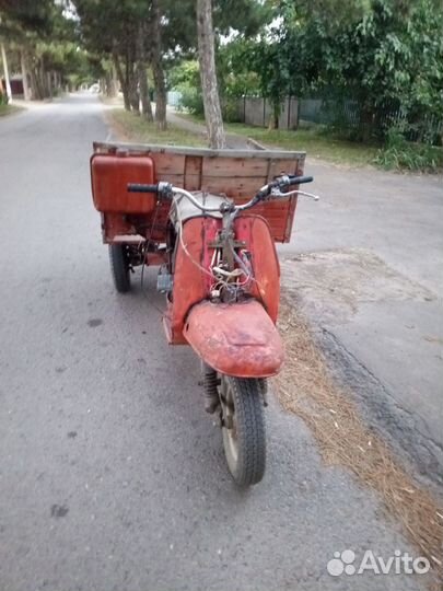 Продаю мотороллер