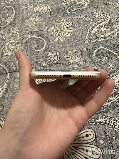 iPhone 8 Plus, 64 ГБ