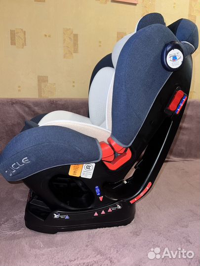 Автомобильное кресло Ducle
