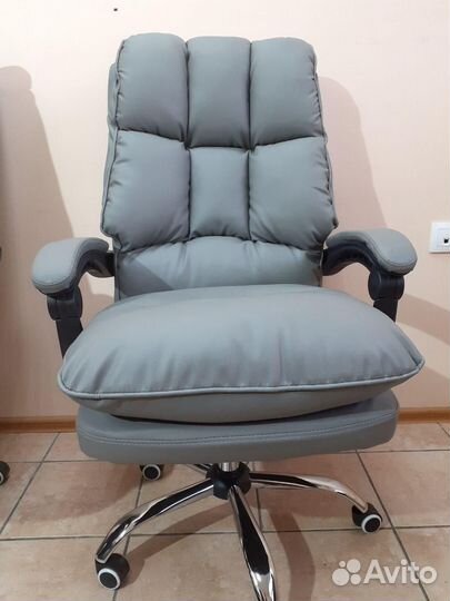 Компьютерное офисное кресло Экокожа