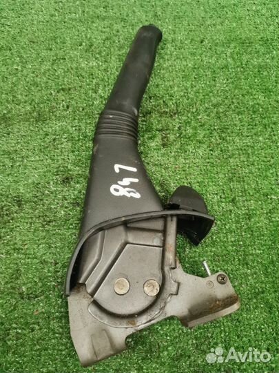 Ручник Renault Logan седан 1.4 K7JA710 2006