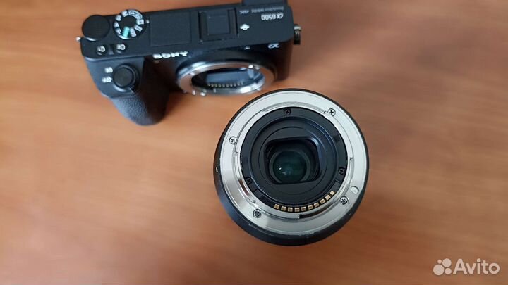 Фотоаппарат sony a6500 18-105 f4 много допов