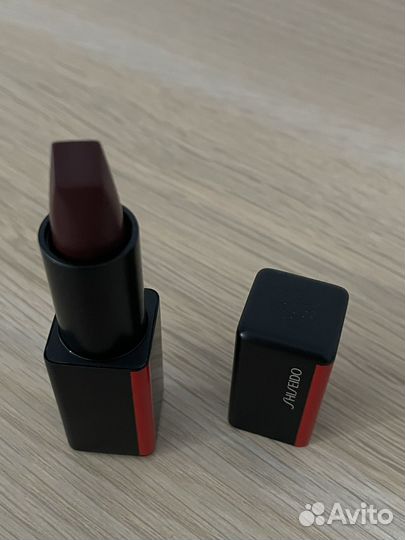 Shiseido Помада 523
