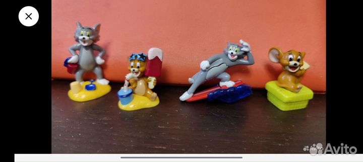 Киндеры 48 фигурок