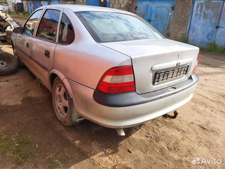 Запчасти opel vectra б