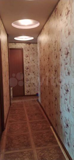 3-к. квартира, 76 м², 2/4 эт.