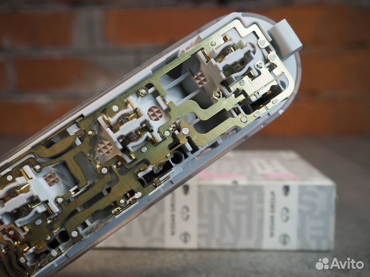 Плафон салонный Nissan Almera G15