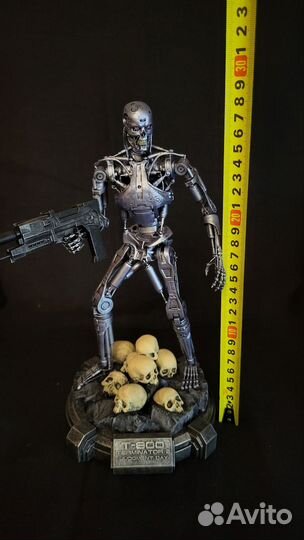 Фигурка Terminator T-800 28см