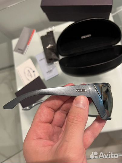 Солнцезащитные очки Prada оригинал новые