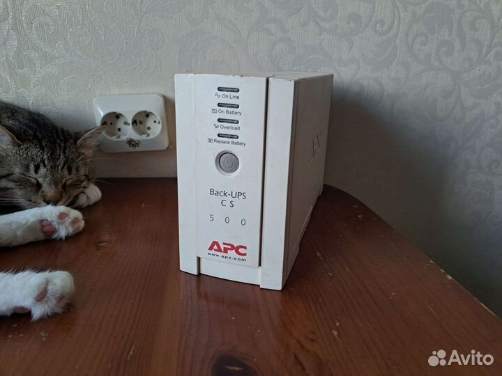 Ибп бесперебойник APC BK500-RS