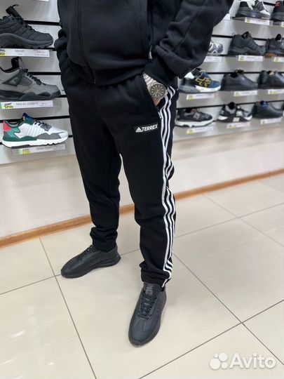 Спортивный костюм Adidas terrex