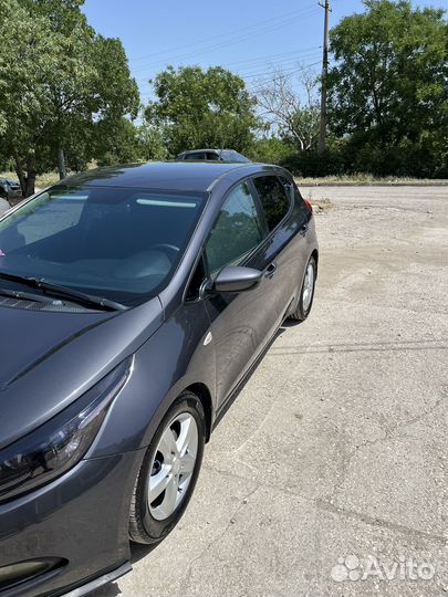 Kia Ceed 1.6 МТ, 2013, 180 000 км